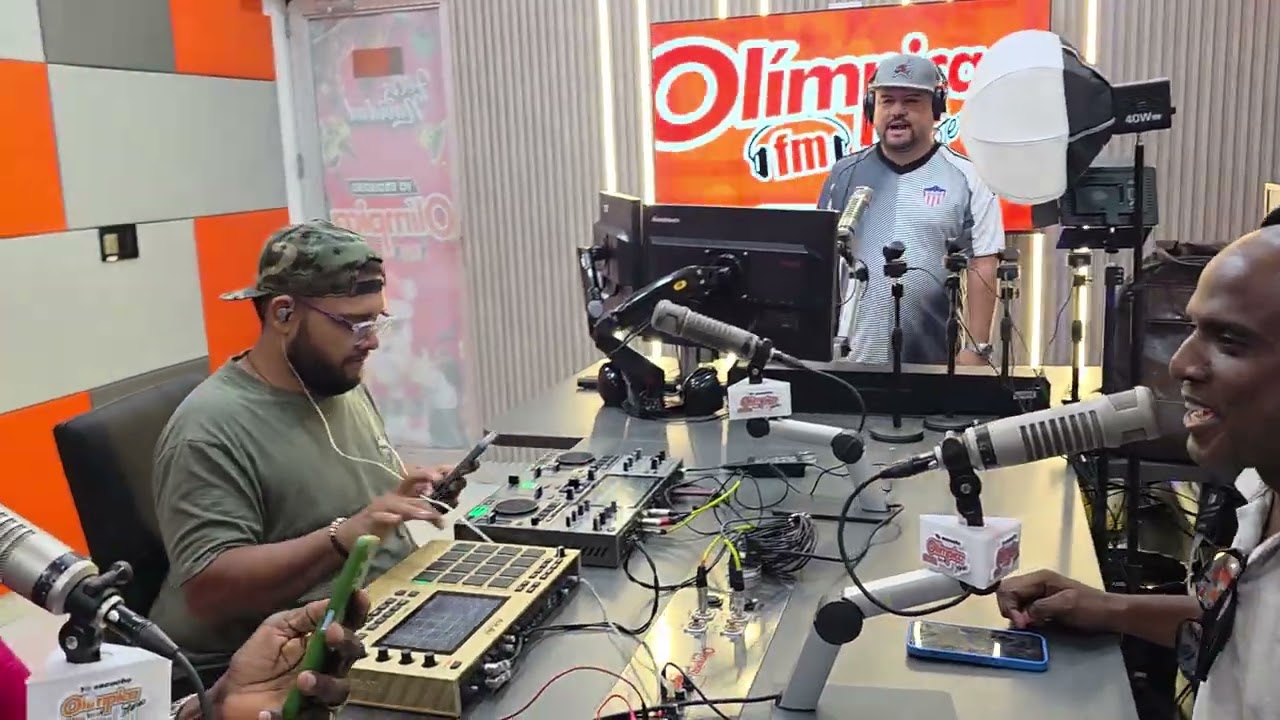 EL MACHETE LOUIS TOWER EL RASTA En vivo 