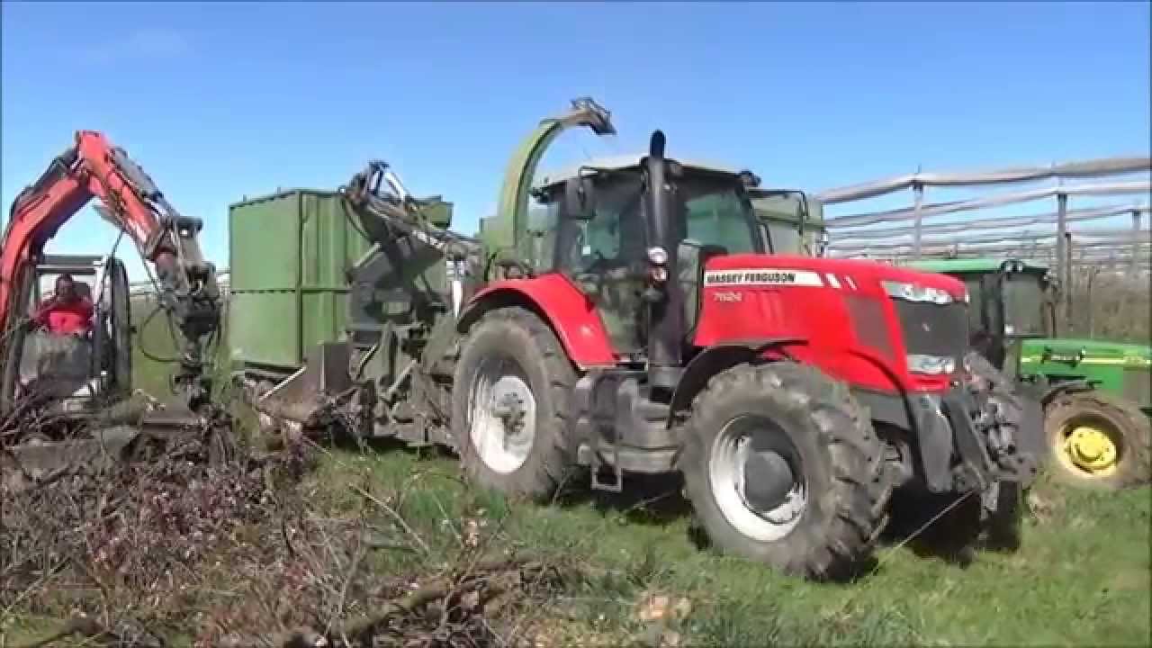 PEZZOLATO PTH 1000/820 - Cippatore a tamburo/Drum chipper powered by 260 Hp FERGUSON tractor's PTO
