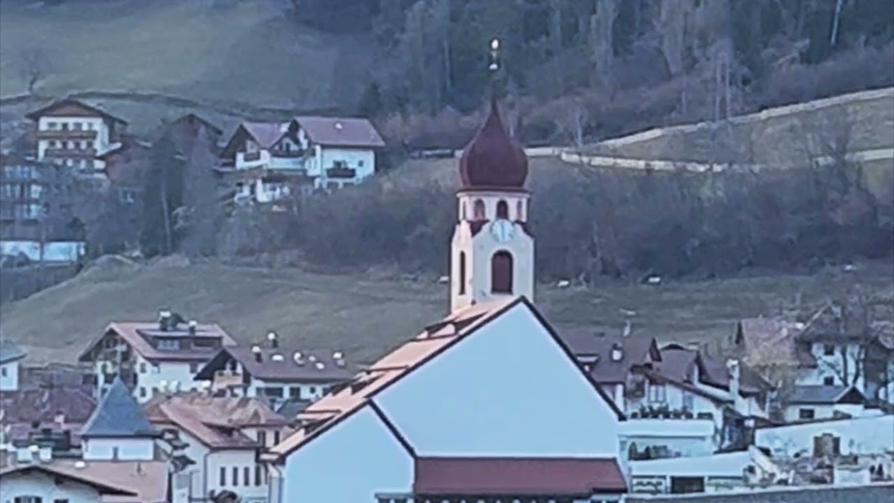 Campane di Nova Levante, Welschnofen (BZ), domenica