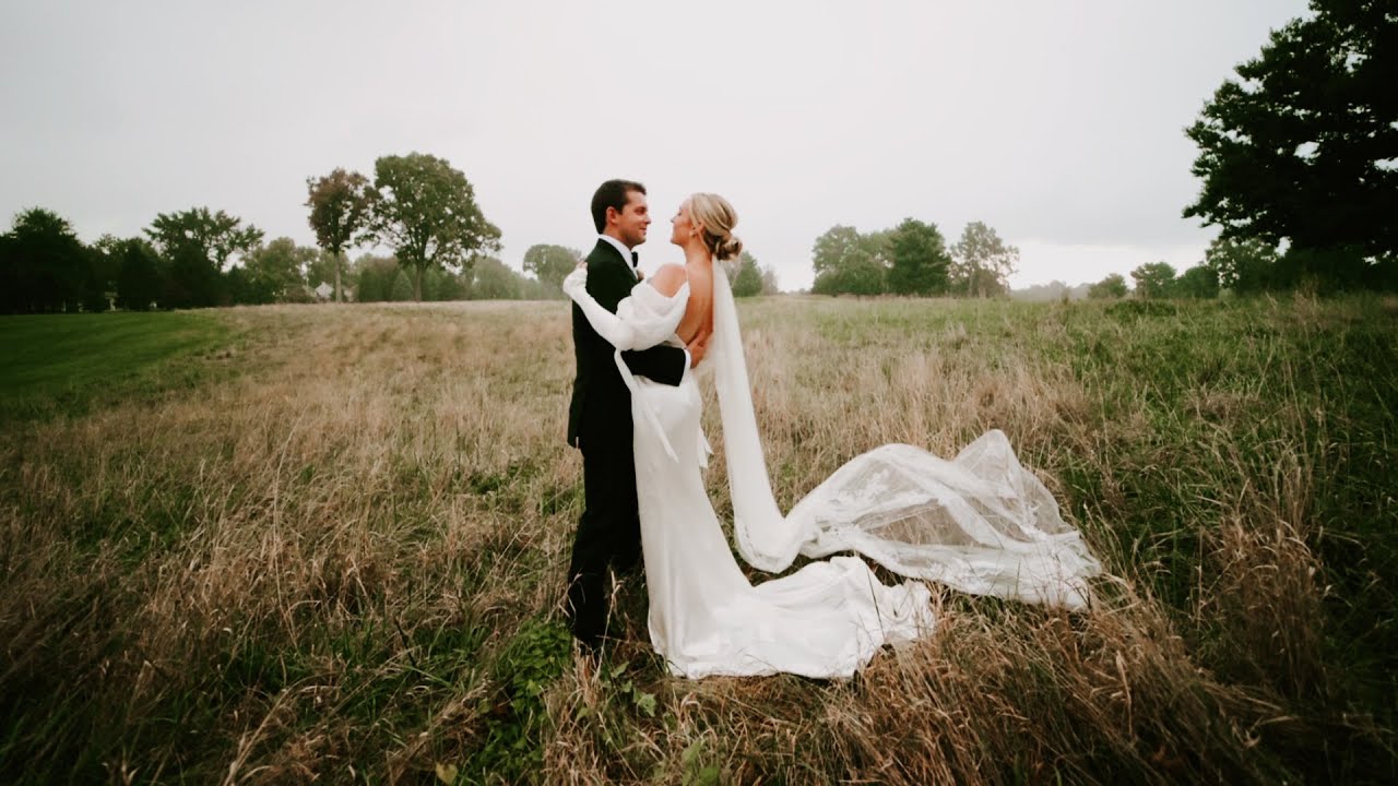 Gorgeous Idle Hour Wedding // Wiley + Ellie
