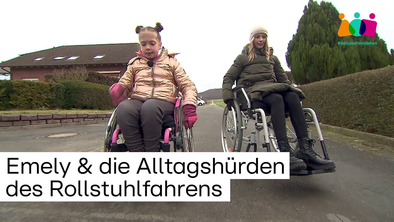 Die 10-jährige Emely zeigt Reporterin Jenny die Alltagshürden des Rollstuhlfahrens | Inklusionswoche