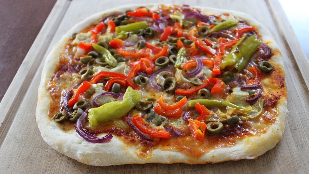 Итальянская овощная пицца (острая) - Как приготовить классическую пиццу с тестом и соусом?