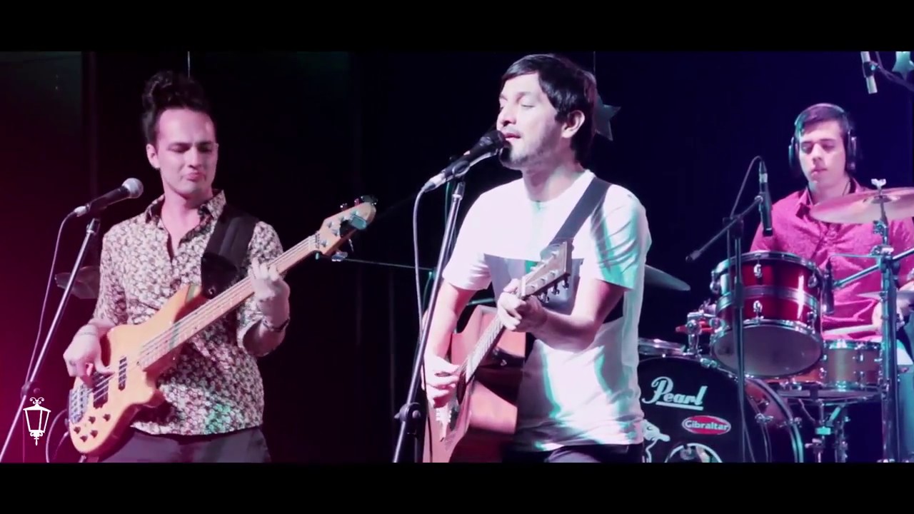 Andrés Arias - Bésame