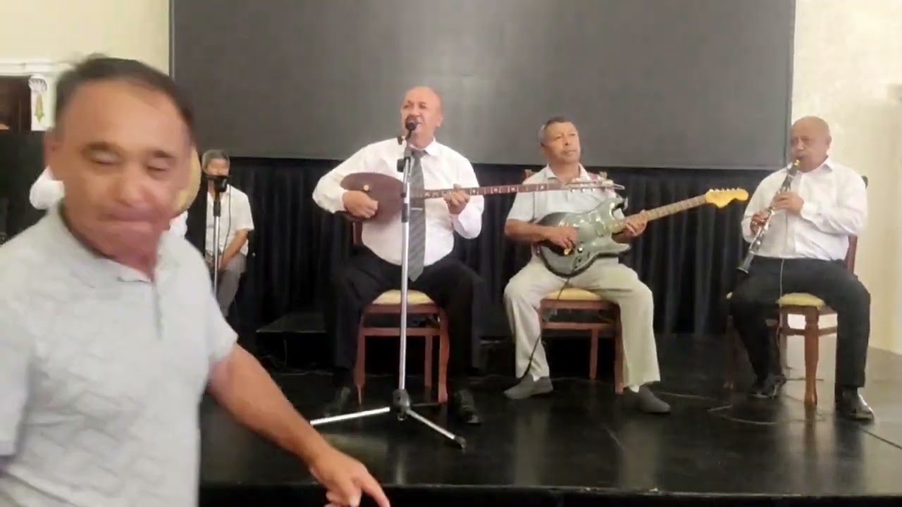 Abdullayev Abdusalom—Oʻrtar #clarinet #doira #guitar #saz #jonliijro #uzbekwedding #uzbekistan #live