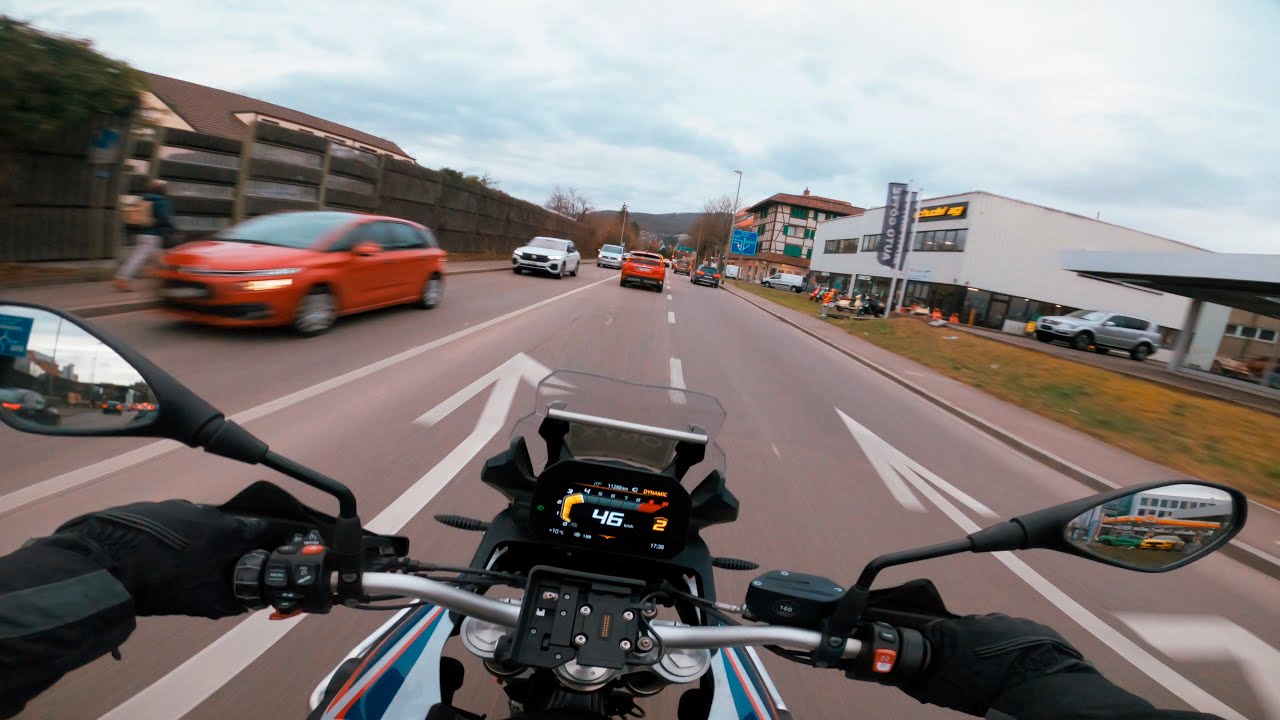 BMW F850GS - CITY RIDE