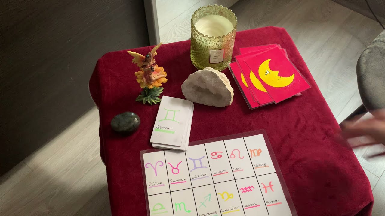 La cartomancie pour les débutants épisode 2 : outils, protocole...❤️🕯🧚‍♀️