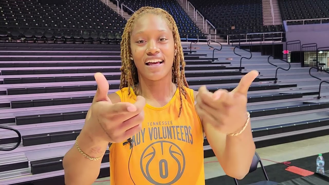 Познакомьтесь с баскетболисткой команды Lady Vols Джанией Баркер.