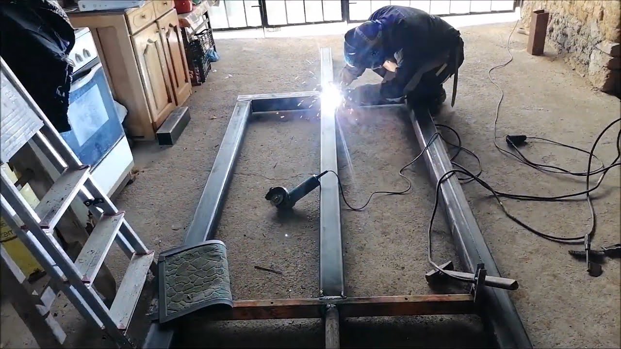 1. REMORCĂ MONOAX PENTRU TRACTOR: construcția șasiului L 320/l130 m!