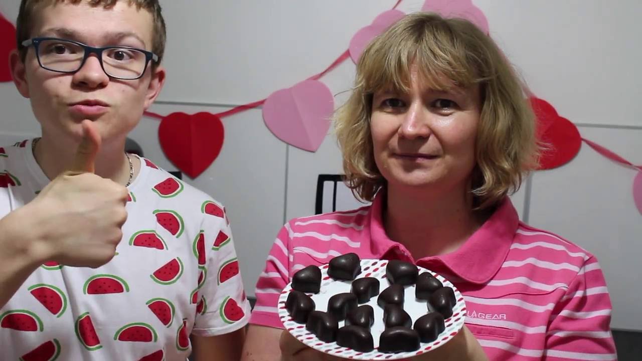 Vid&eacute;o sp&eacute;ciale fete des m&egrave;re Chocolat au coeur &agrave; la cerise
