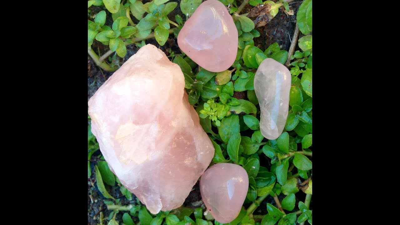 ♡Propriedades do Quartzo Rosa, a pedra do amor.♡