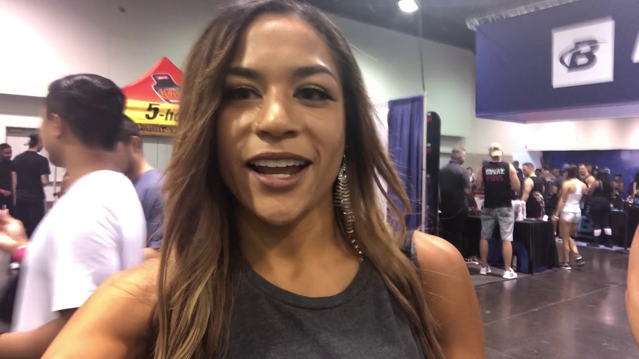SHOW DAY! | Muscle Contest Challenge at the Anaheim Fit Expo | Dom’s Bikini Diaries #1