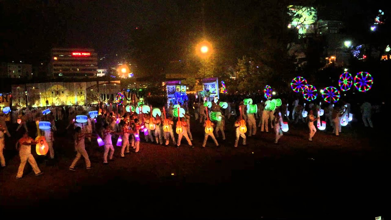 SLU Lantern Parade 2015 CHAMPION - School Of Medicine featuring Vigan's Binatbatan Festival