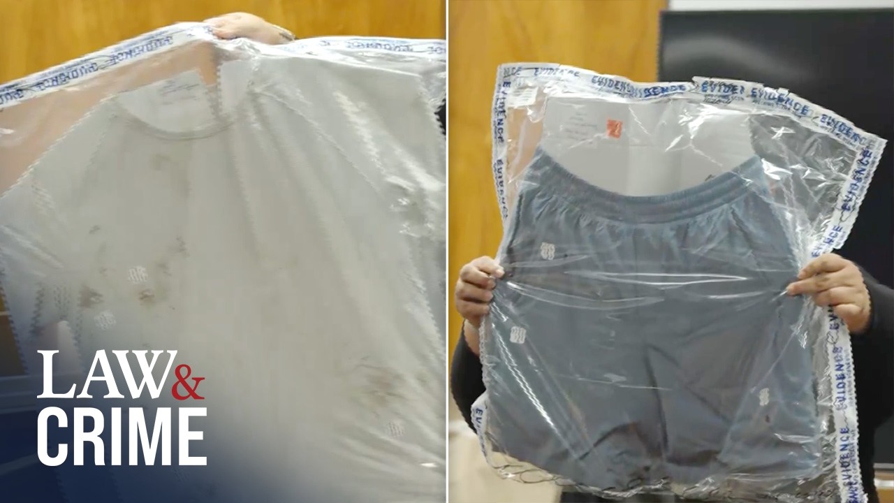 Clothing From Alleged Hawaii Hiking Trail Attempted Murder Shown in Court