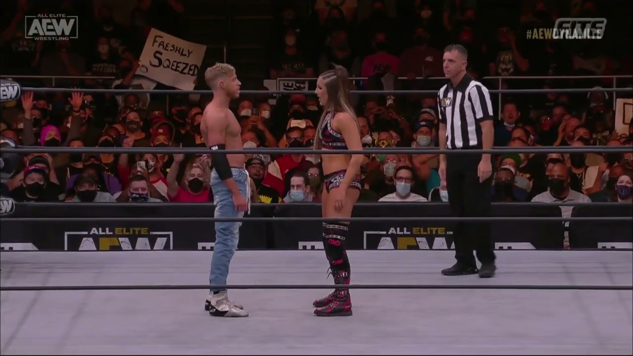 Orange Cassidy destroys Britt Baker's shins | AEW Dynamite