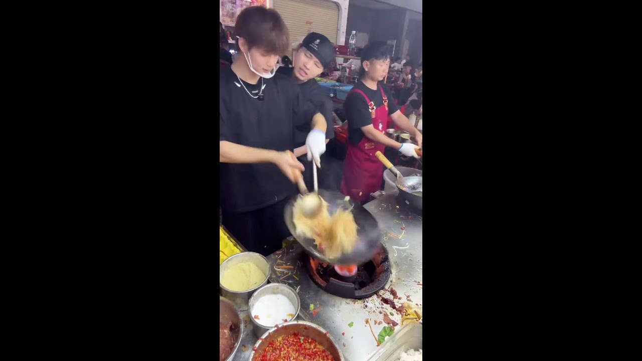 Live streaming of streetfood for Andy哥