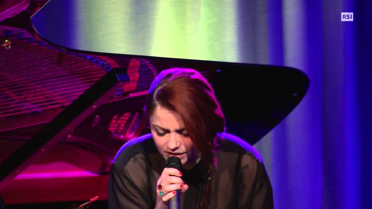 Annalisa - Vincerò - (Versione Acustica) Showcase Rete Tre