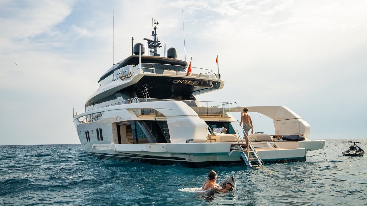 M/Y ON TIME: Sanlorenzo SX112 for Charter