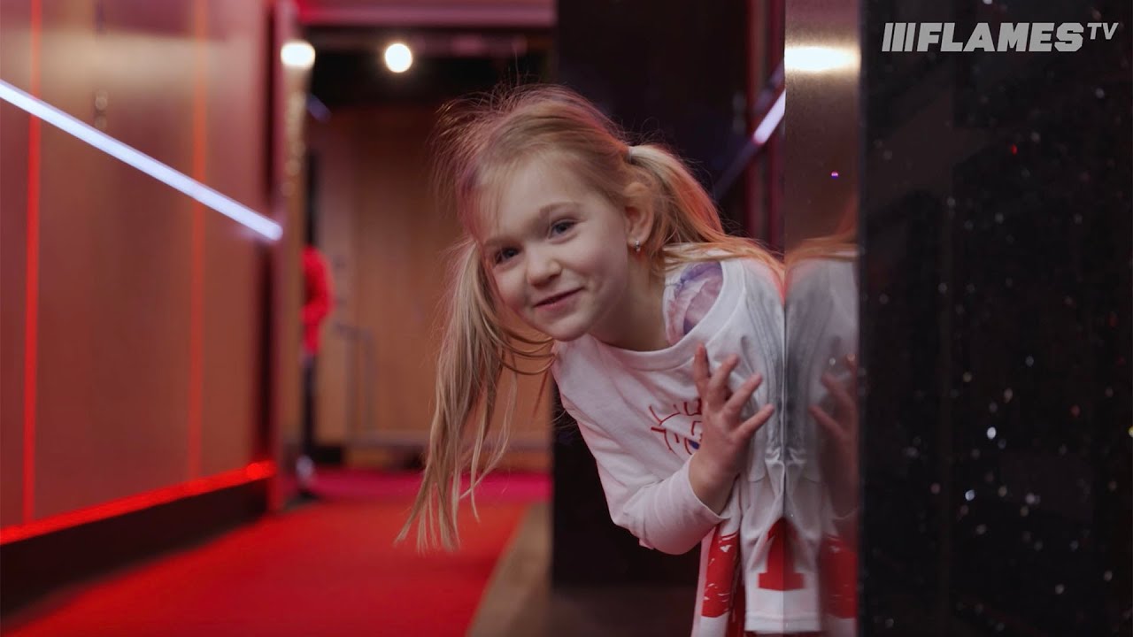 Tillie Backlund surprises dad with her custom 'Tillie T-shirt'