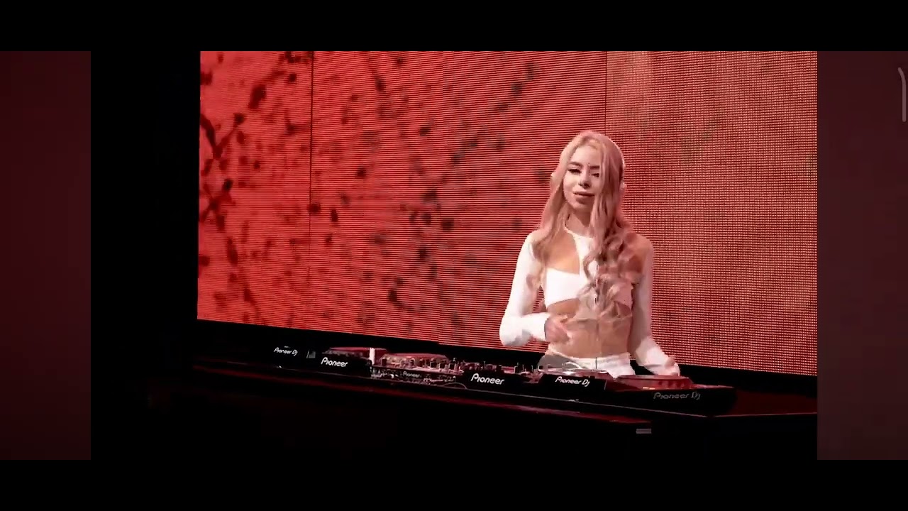 Pink Floyd- Another Brick in The Wall (Adamon & Bella Kri Remix)