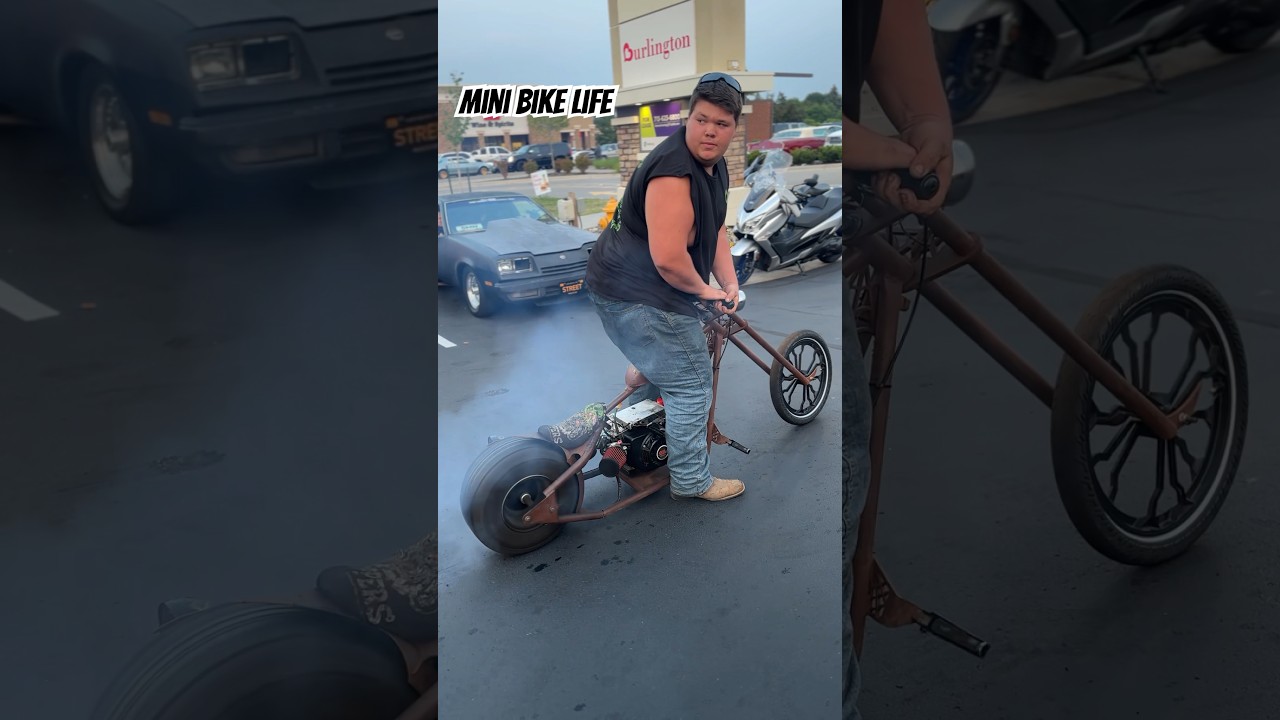 Reaper Mini Chopper tearing up the filthy streets 