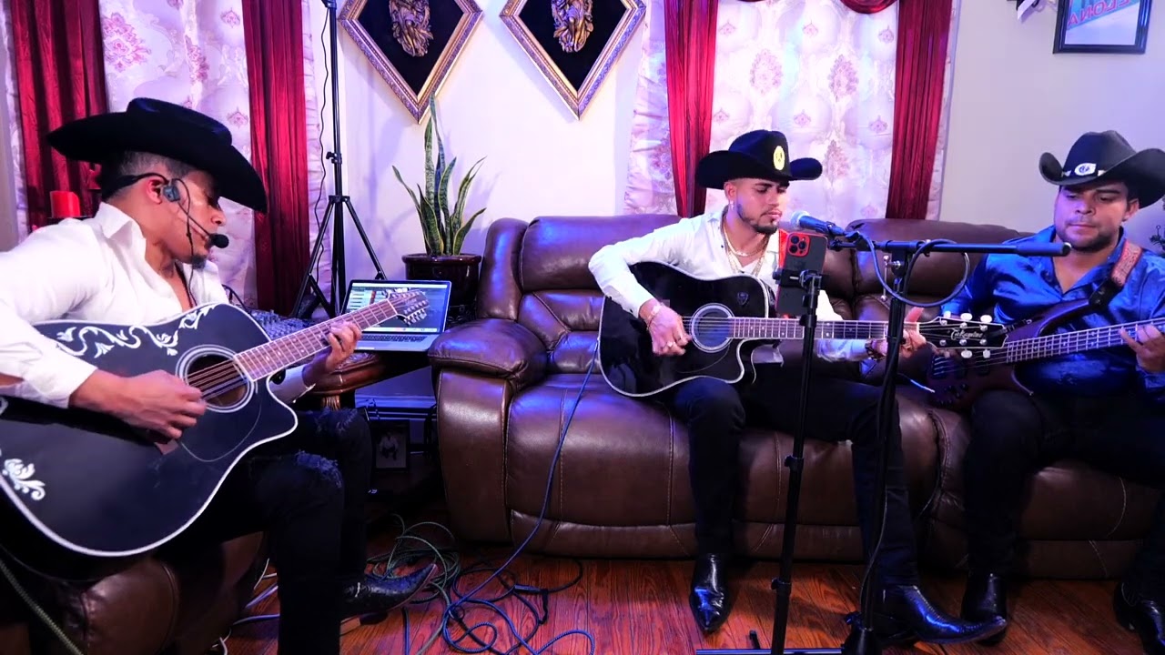 Nací con suerte de rey cover fer Martinez y sus cuates de olancho en vivo