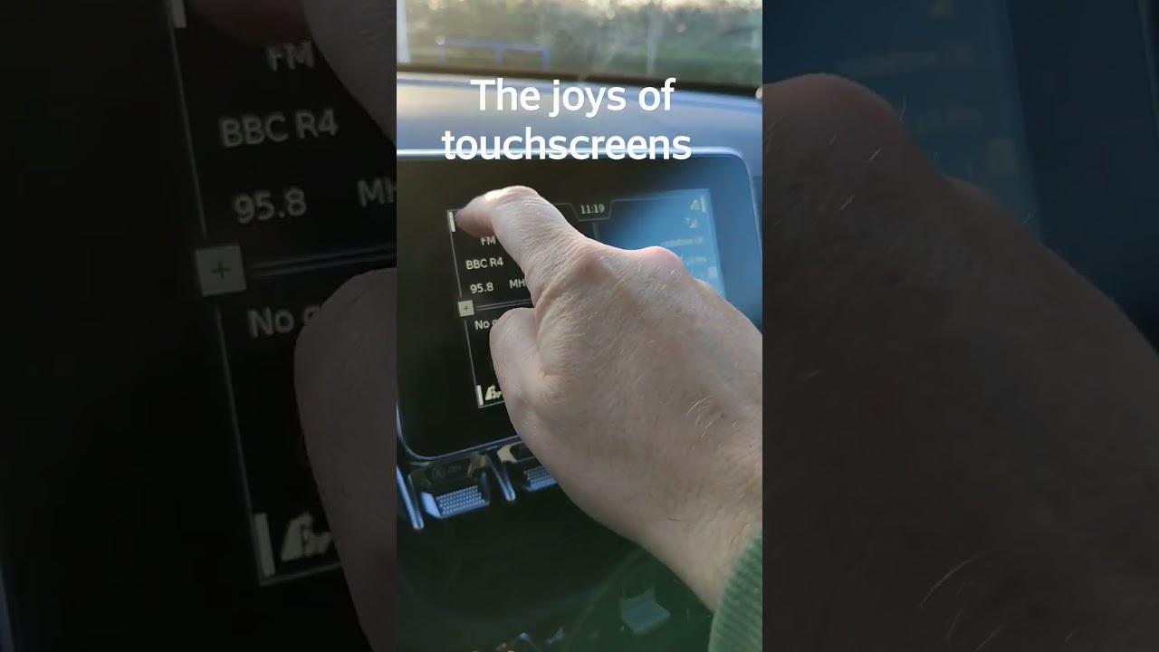 #alpinea110 infotainment leaves much to be desired in usability #touchscreen #Renault #infotainment