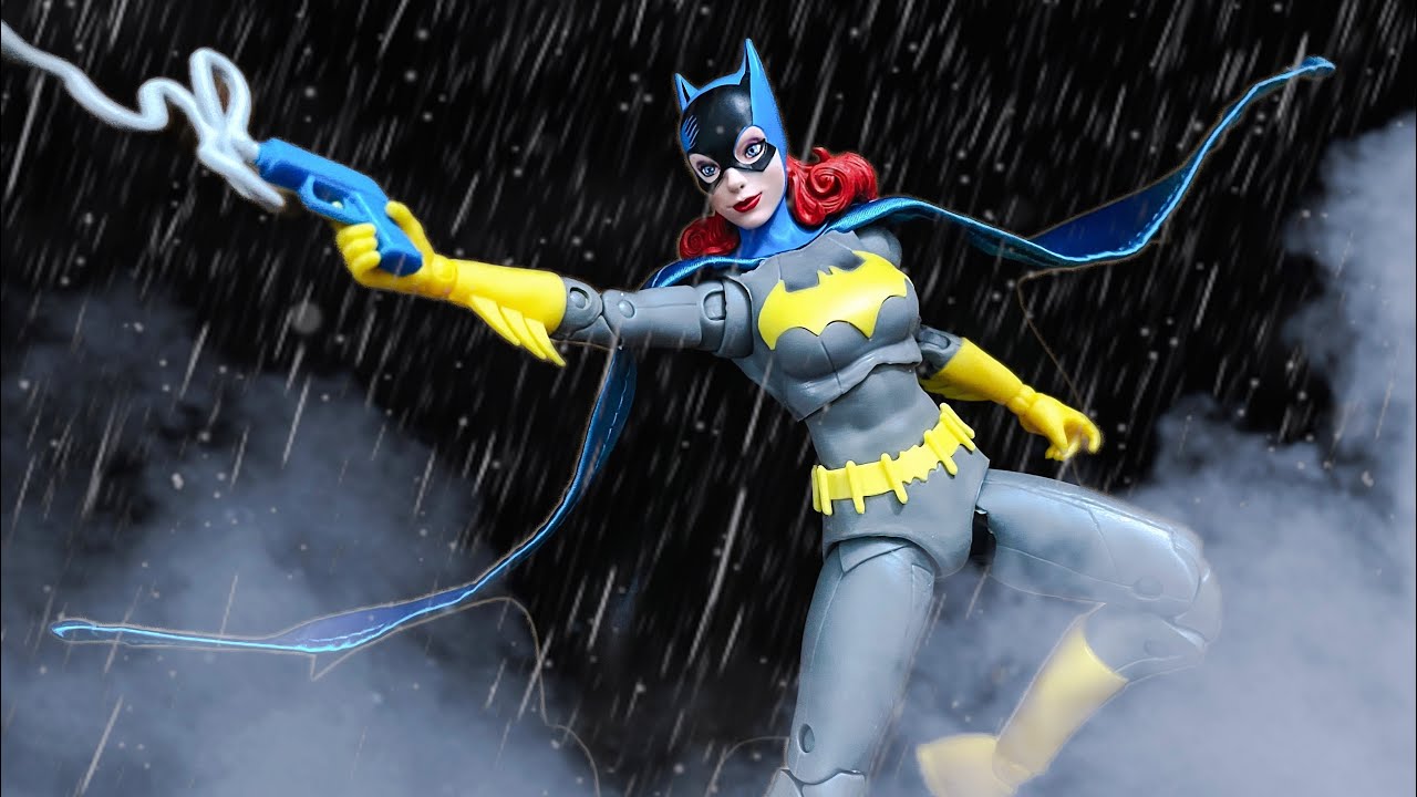 Batgirl | DC Classic | Mcfarlane Toys DC Multiverse Figure Review #127