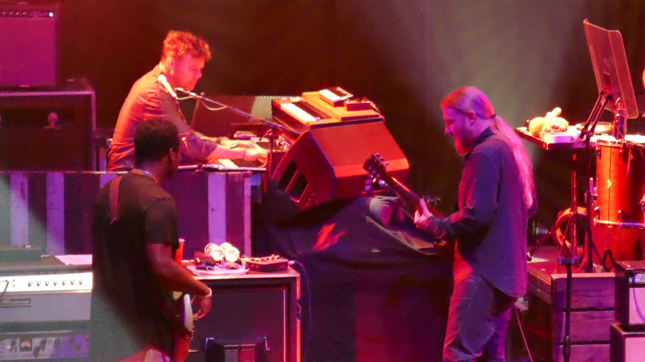 Tedeschi Trucks Band  2019-09-28 Beacon Theatre NYC 