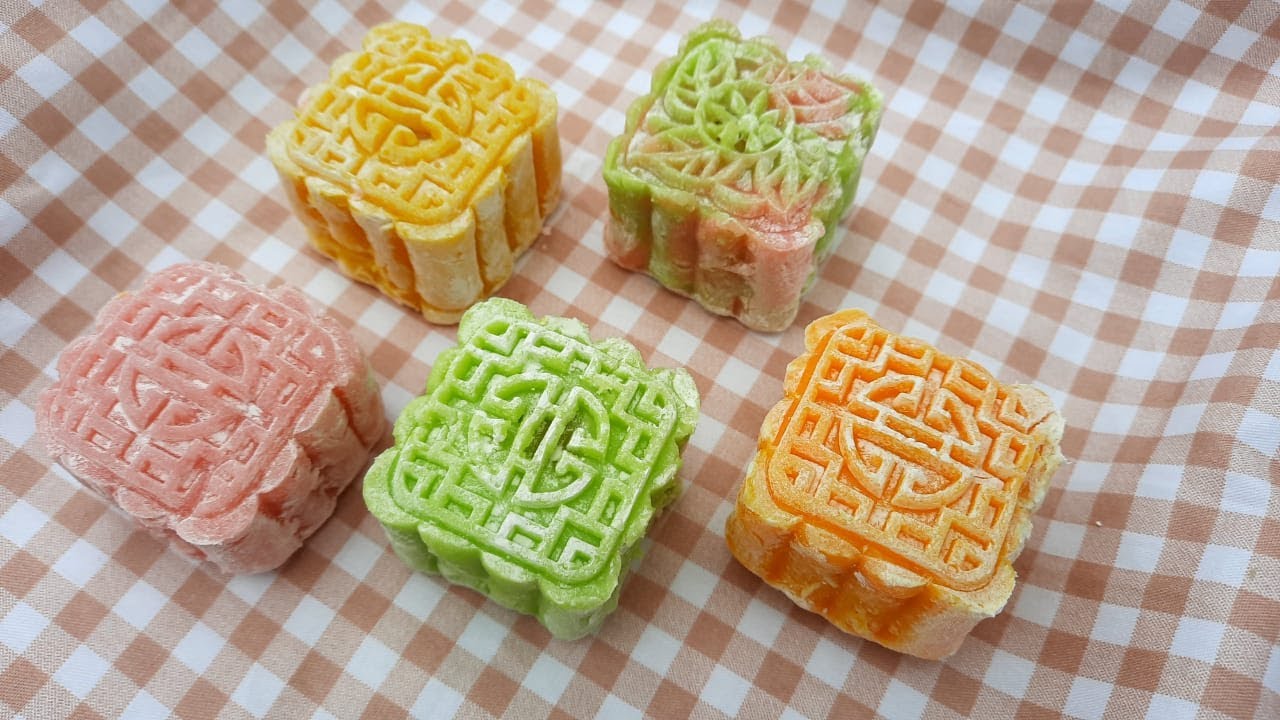 Snow Moon Cake - Kue Bulan Kukus