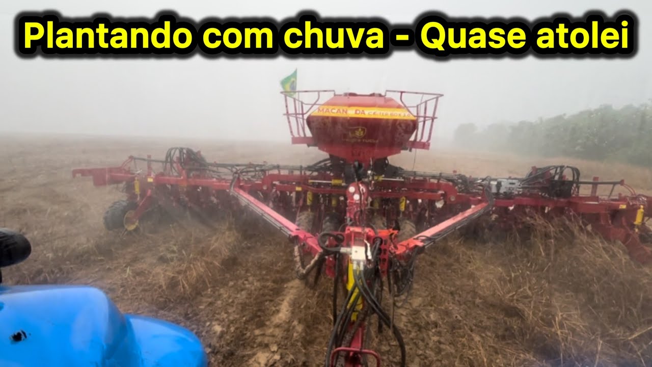 PLANTANDO SEMENTE DE SOJA COM CHUVA - QUASE ATOLEI 