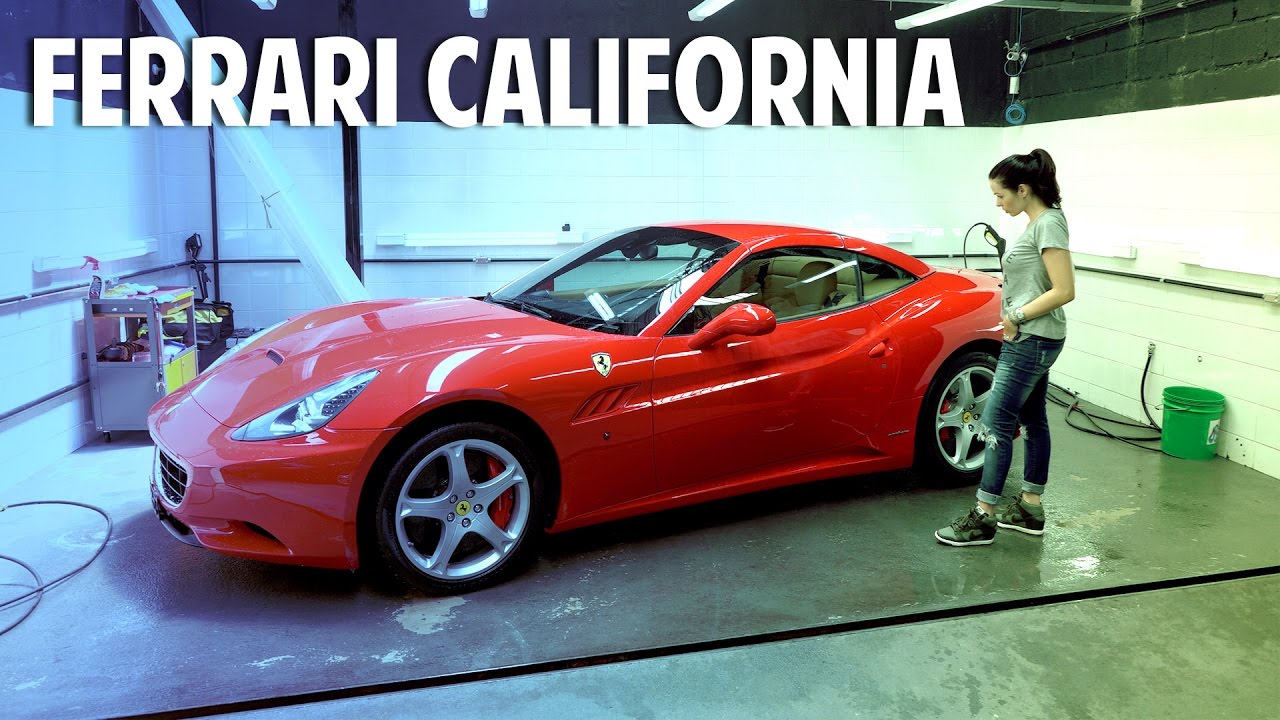 In english | Ferrari California | Estef&acirc;nia Farias