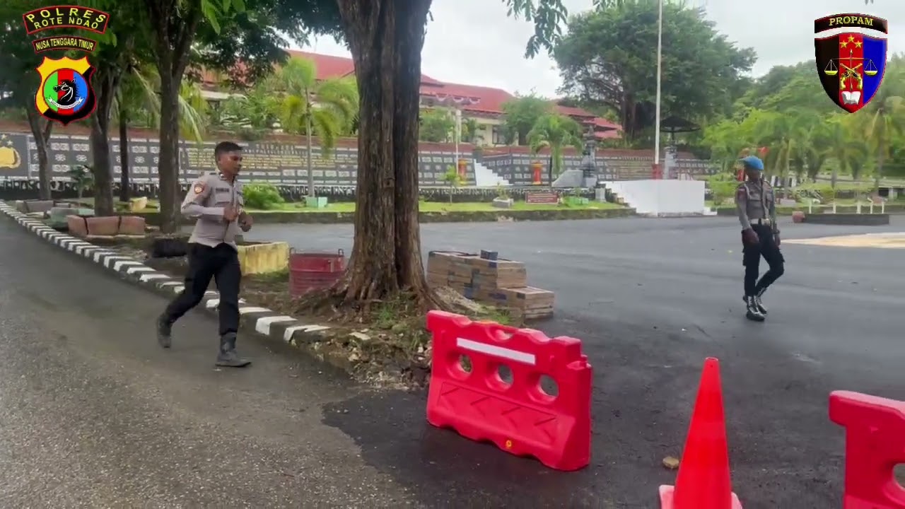 Disiplin itu bukan untuk ditakuti, tapi untuk dilaksanakan!!!