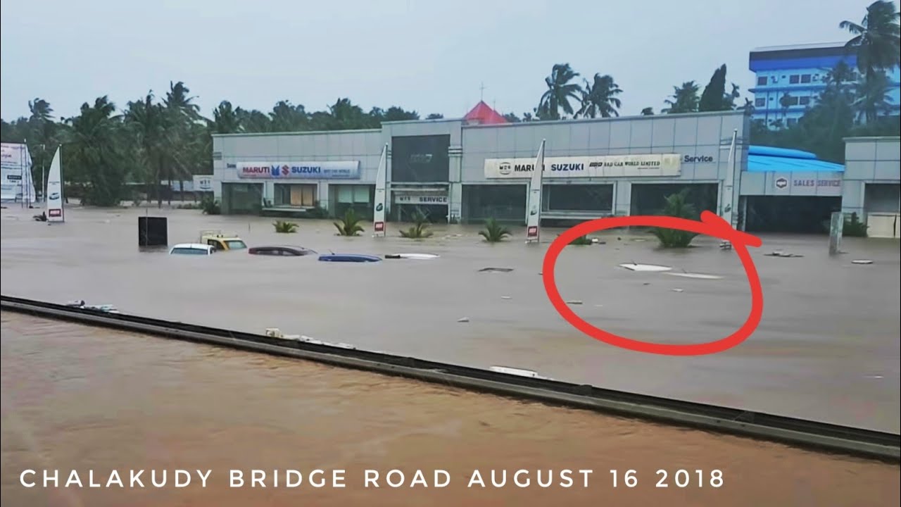 Flood in Kerala 2018 August 16 Aluva to Chalakudy Route