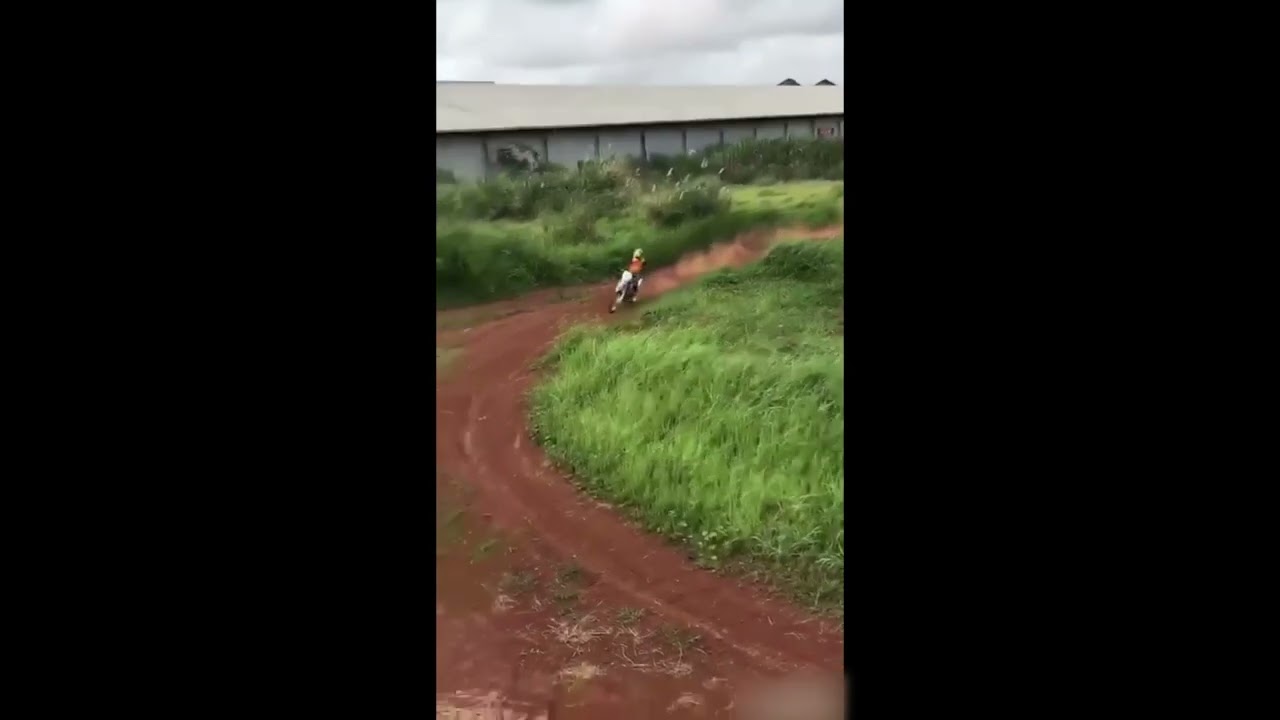 Testing Bosuer Off-Road Motorcycle