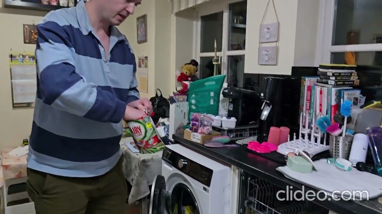 A walk through of me using the Fairy Platinum Plus tablets.