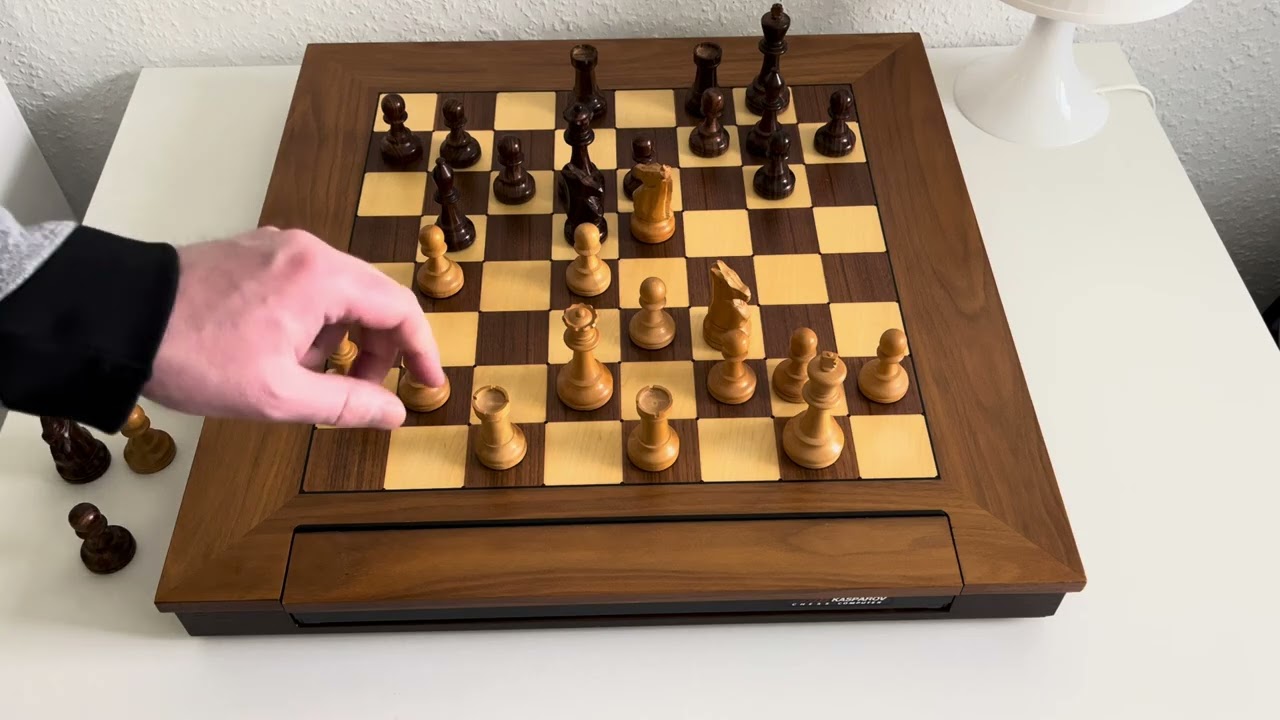 Saitek Renaissance mit Analyst 8MHz Chess computer