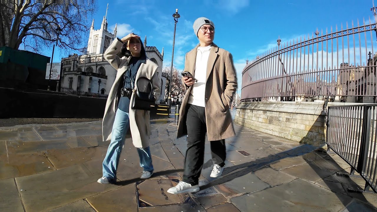 LONDON Walk from South Lambeth Road to Central London