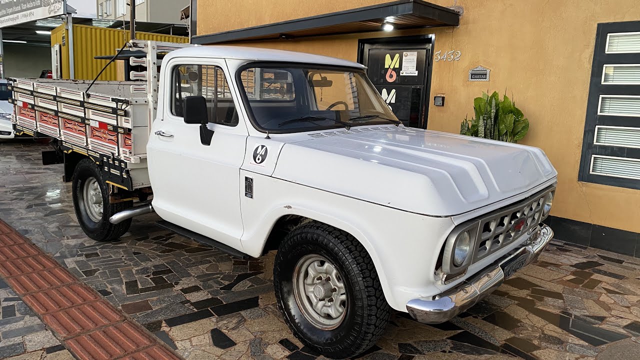 A10 ANO 82 COM MOTOR PERKINS TURBINADO 30 ANOS COM O MESMO DONO