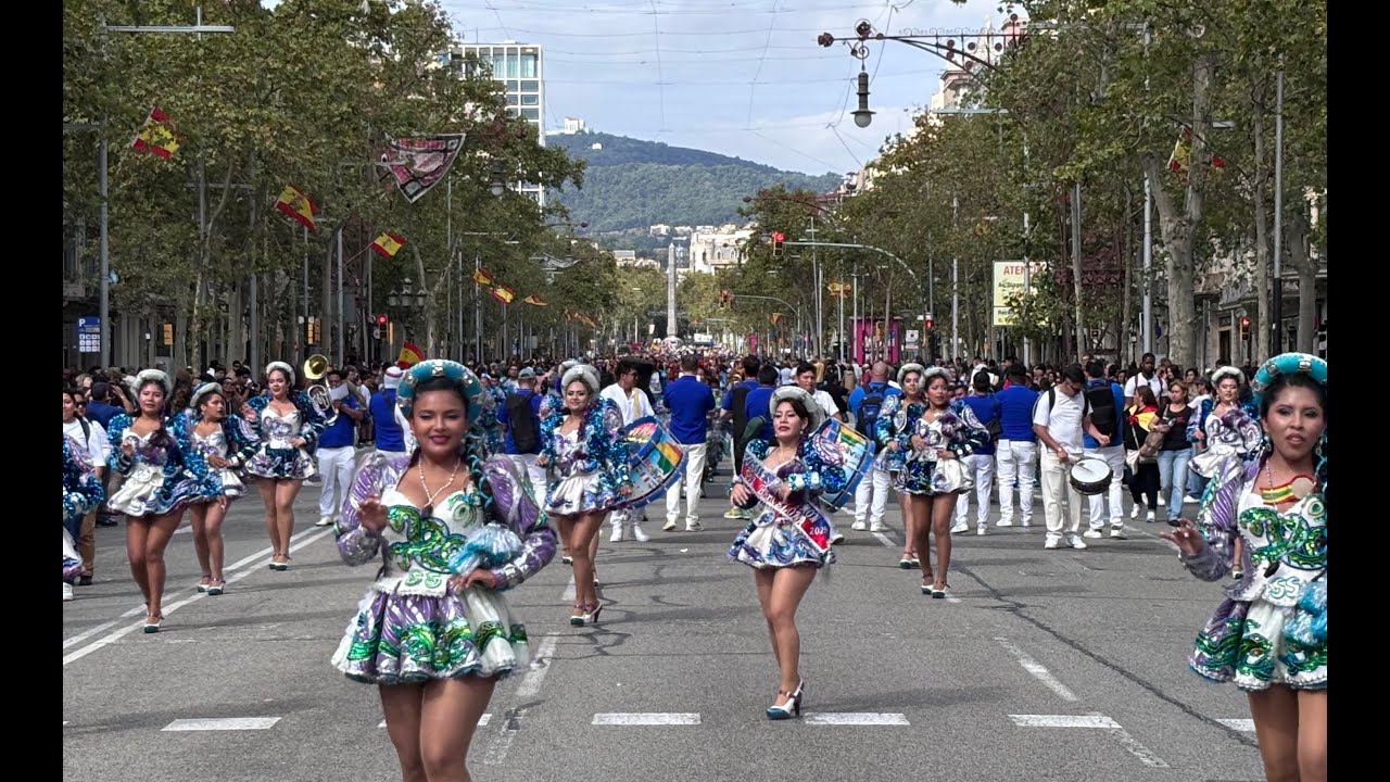Espectacular celebración de la Hispanidad en Barcelona