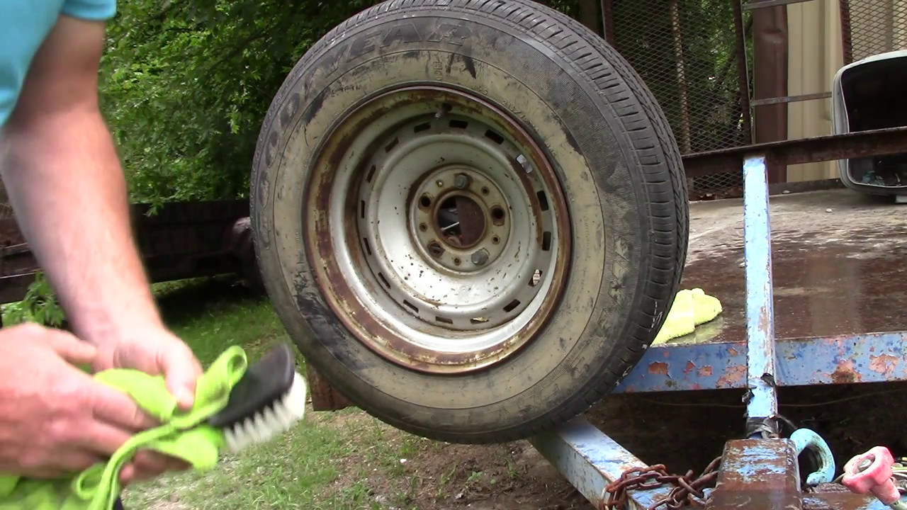 Super Clean Degreaser On Dirty Tire: I'm In Love!