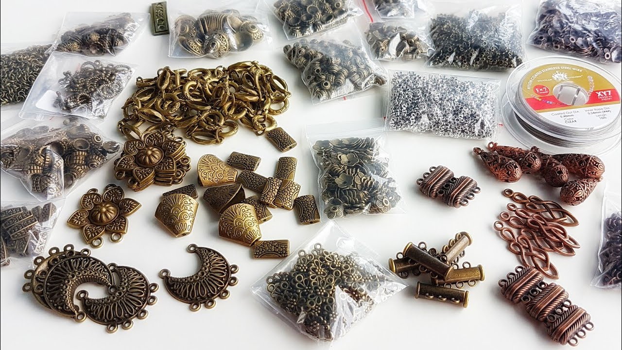Огромное количество ФУРНИТУРЫ ПОД МЕДЬ И БРОНЗУ. Шапочки, бусины, коннекторы, цепи, подвески, замки