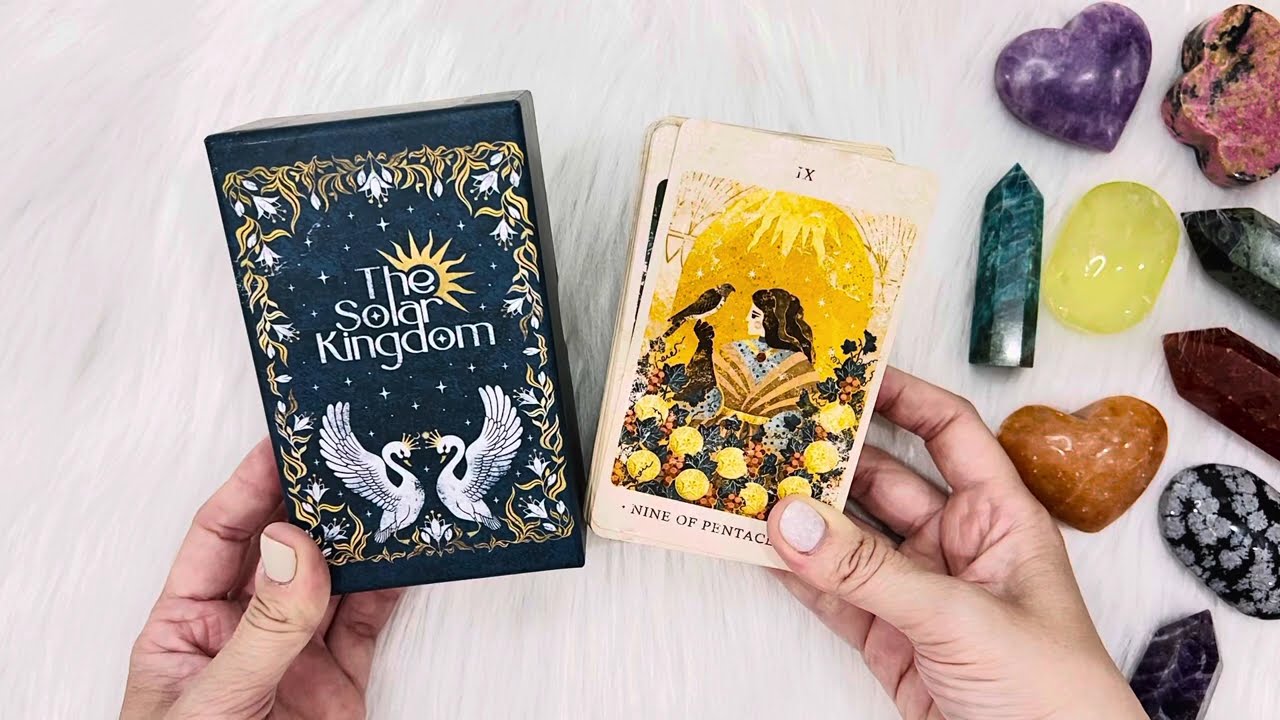 Review bộ bài I The Solar Kingdom Tarot | Unboxing & flip through
