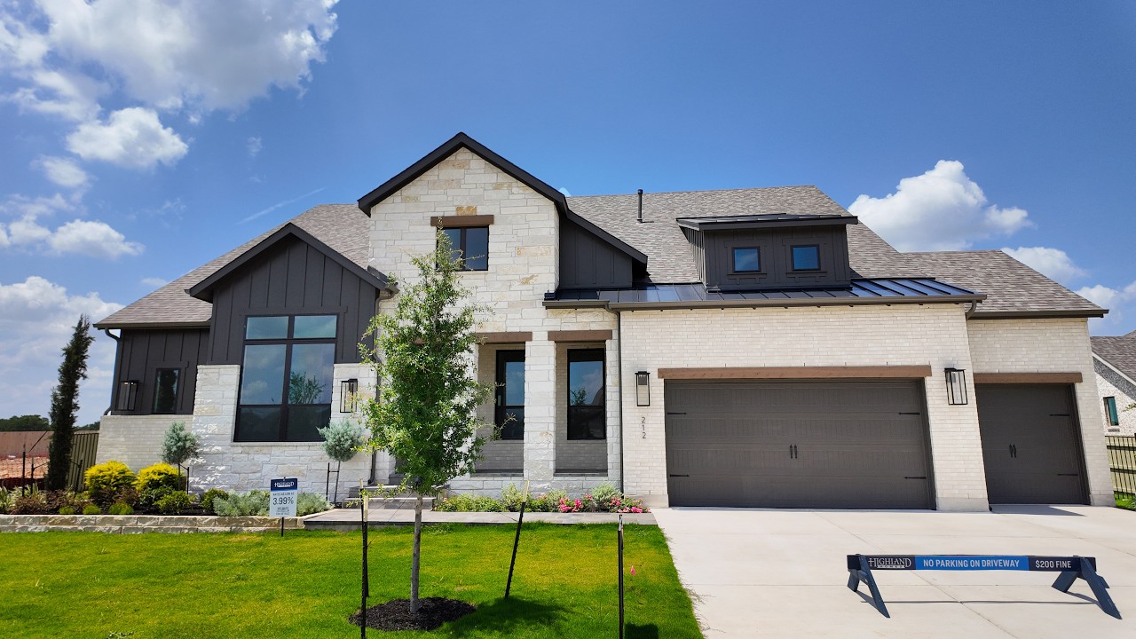 Inside This $997K One-Story Masterpiece in Santa Rita Ranch | Highland Homes Verona Plan Tour