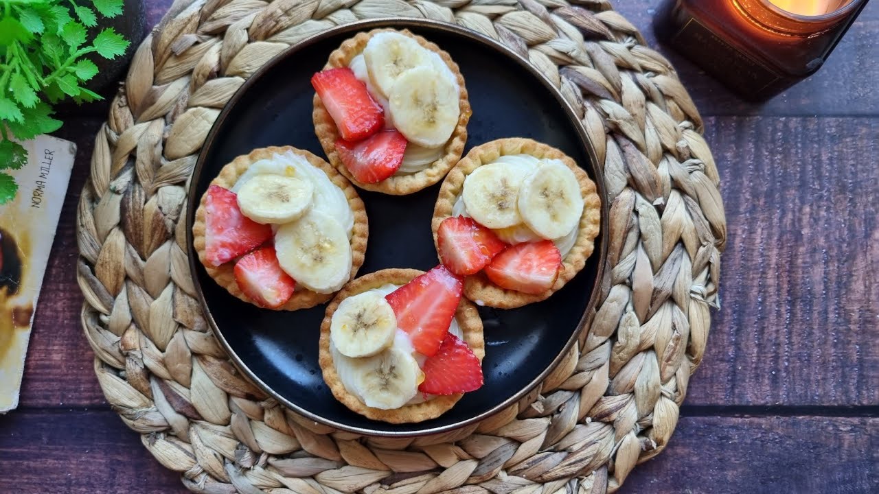 مطبخ مينة تارتولات الفواكه دون قالب باقل مجهود بعجينة هشة وكريمة بنينة وخفيفة😋mini fruits tartes 😍