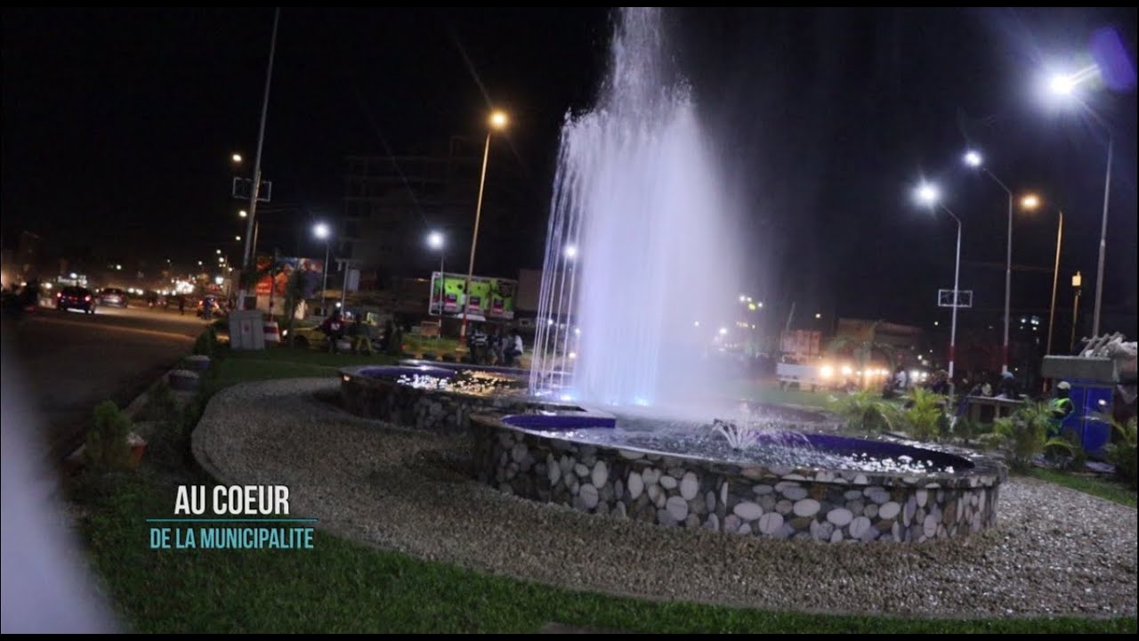 Embellissement de la ville: Douala 5 by night avec notre guide le Maire Dikolo