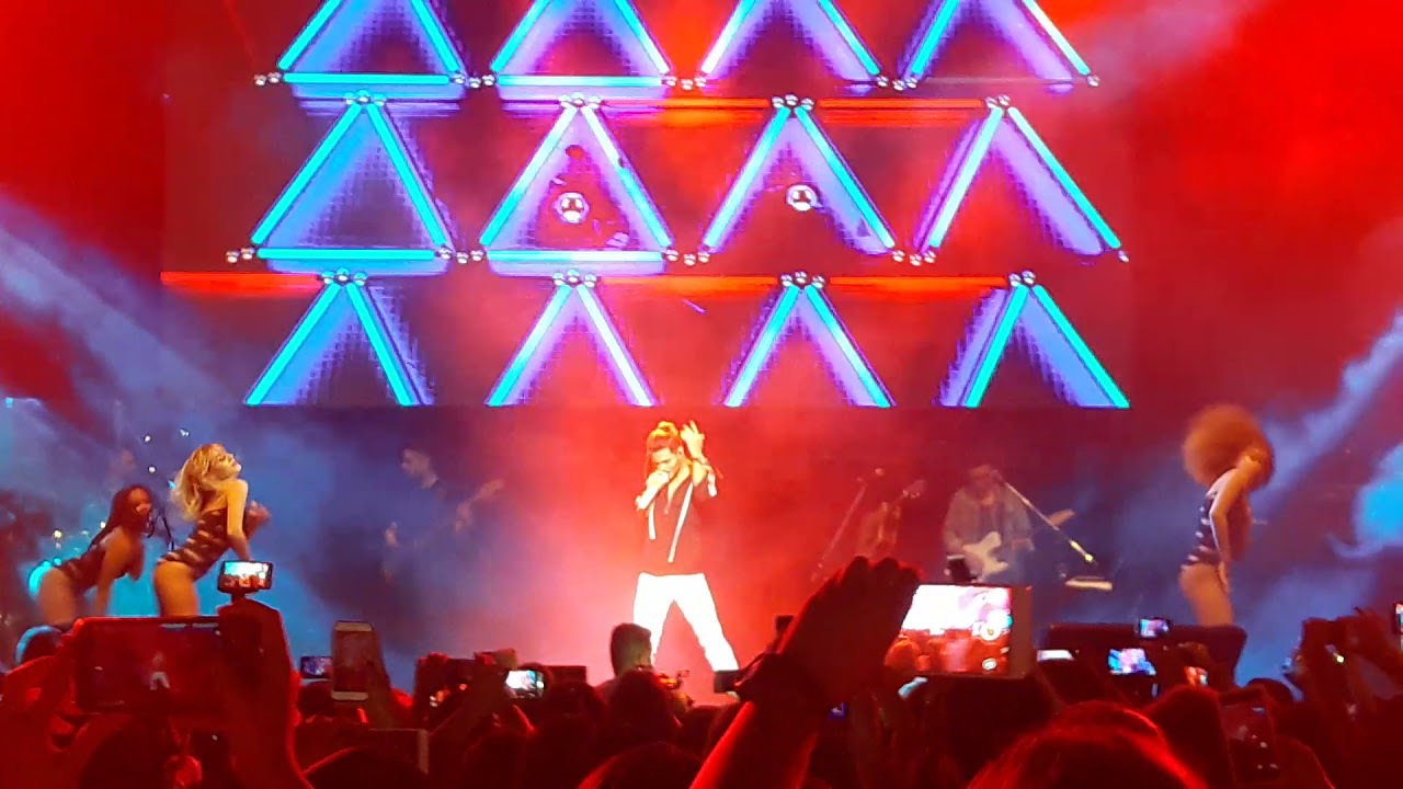 Háblame Bajito - Abraham Mateo - Pop Up Music Festival 2017