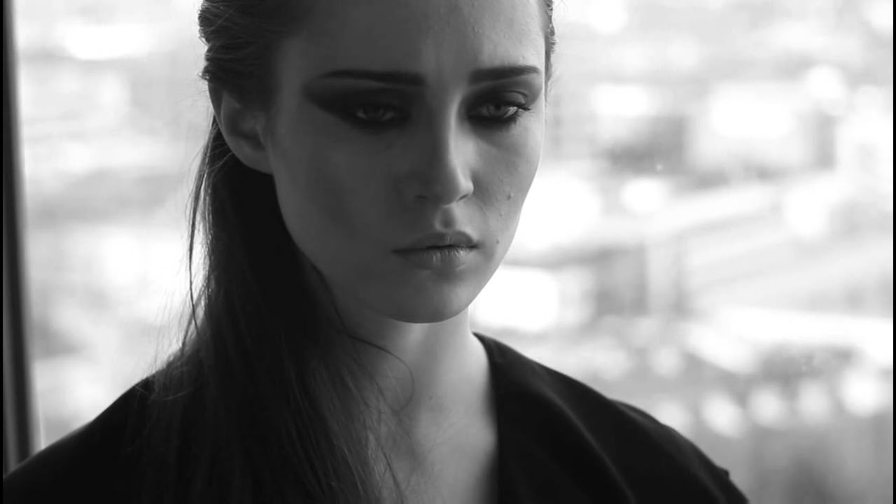 NothingButTalent: Tracer Ital - She Waits (Fashion Video)