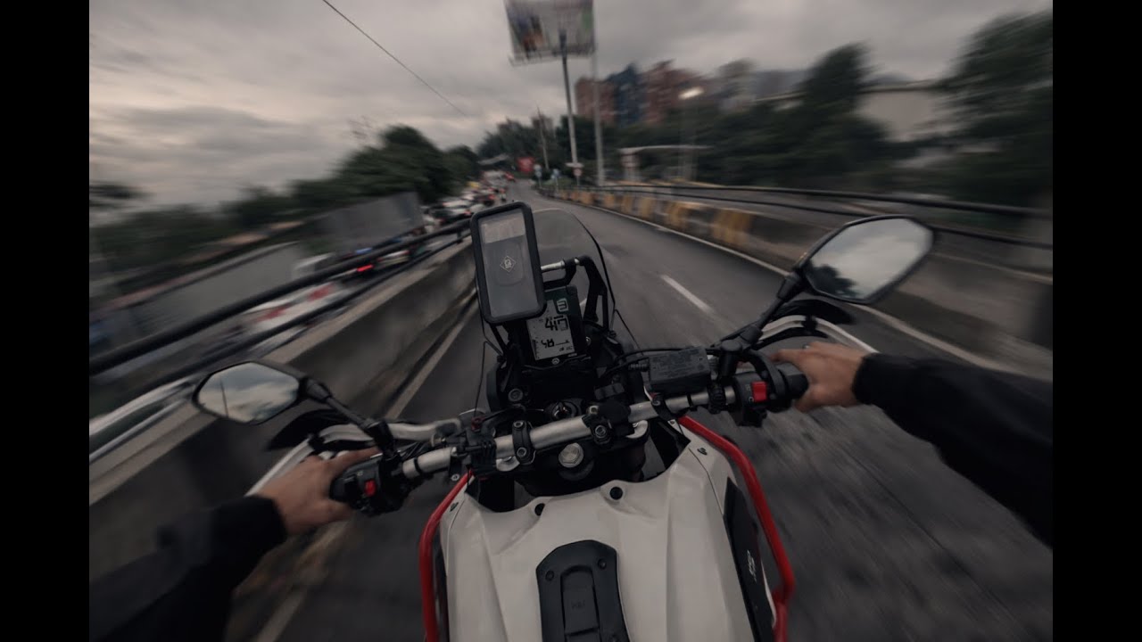 Rush Hour Motorcycle Ride | City POV
