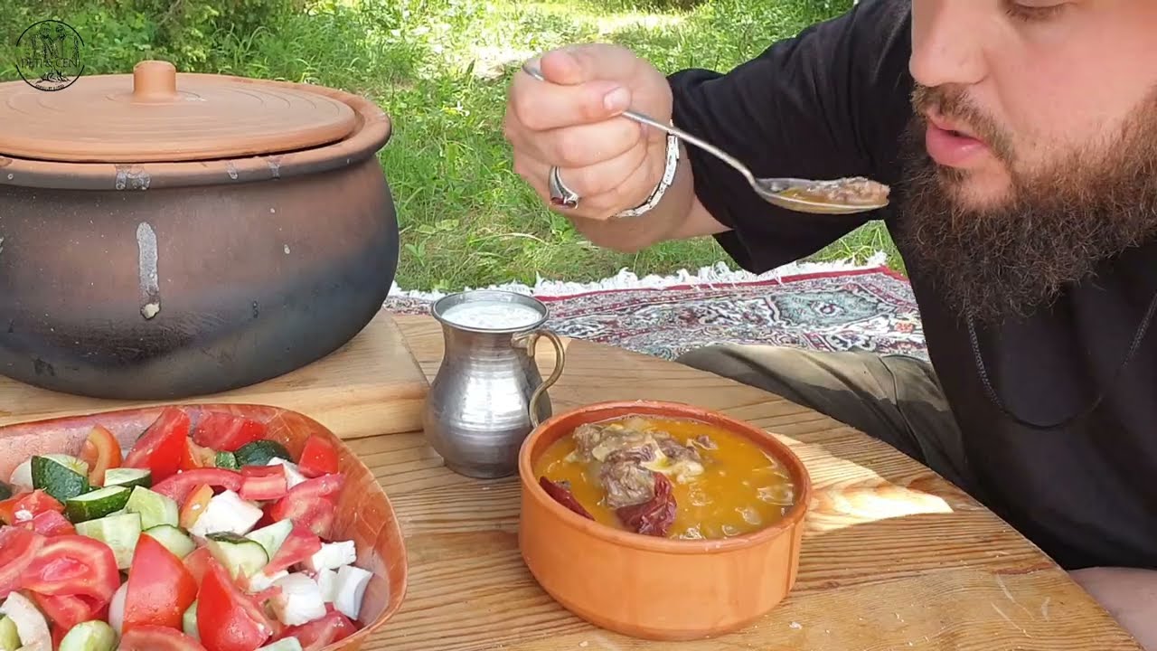 Cooking Traditional Pasul: Hearty Balkan Bean Stew Over an Open Fire | Authentic Recipe