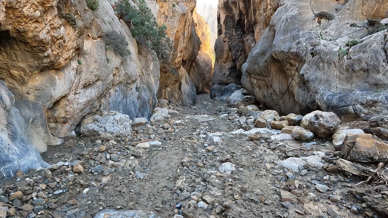 Trypiti Gorge Heraklion driving the last 5 kilometers